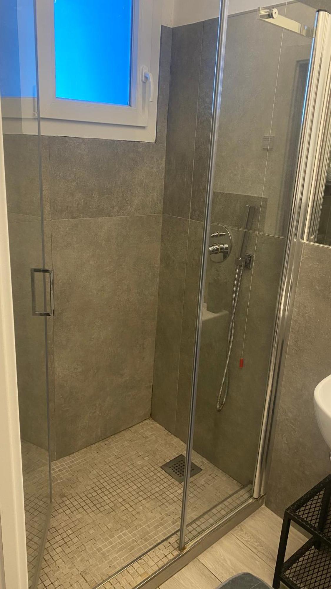 Grey House Guest House Luxury Latina Bagian luar foto